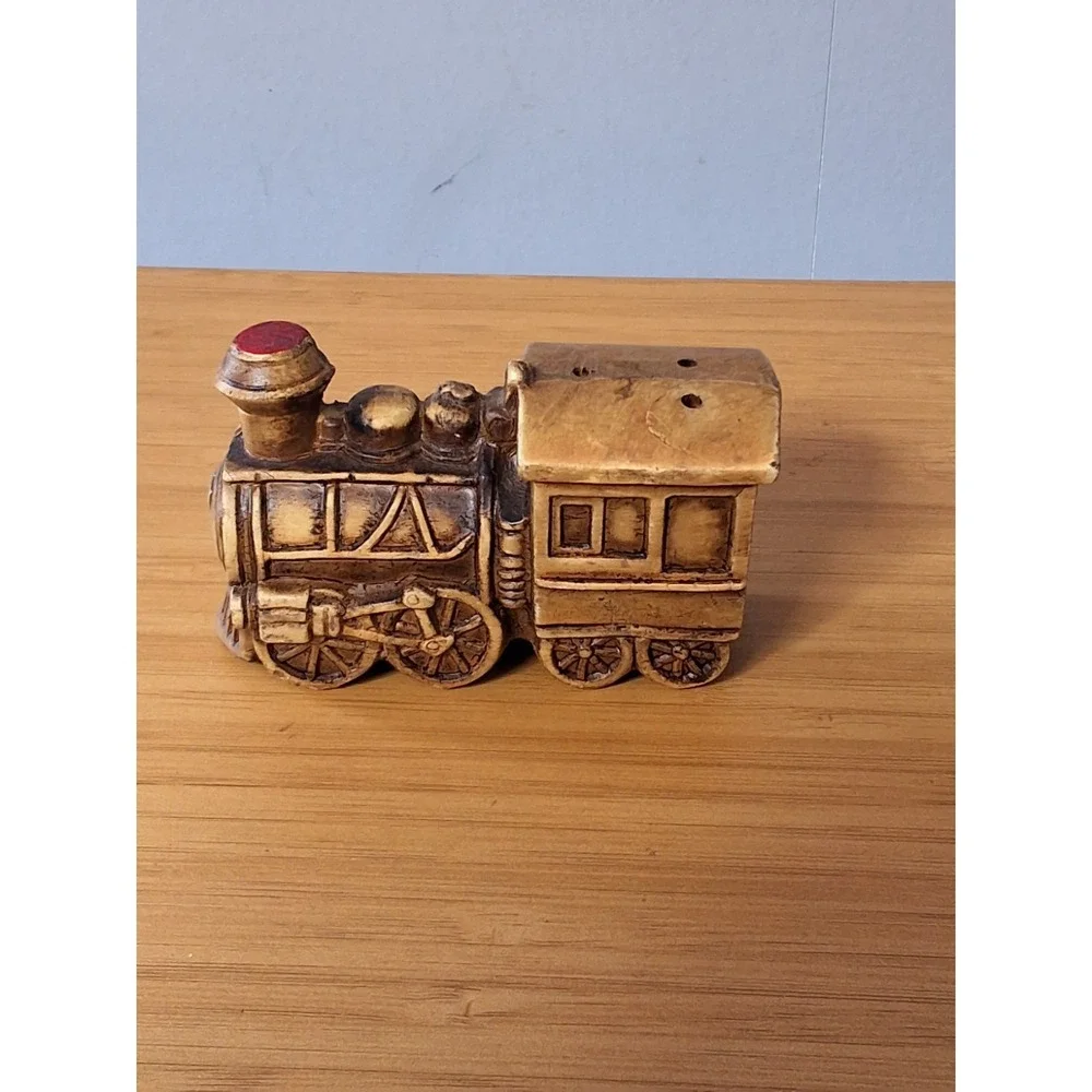 Vintage Steam Locomotives Trains Salt And Pepper Set